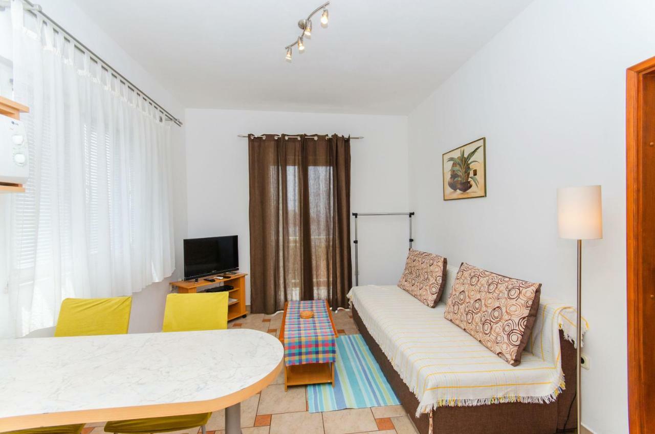 Apartments Marjan Брна Экстерьер фото
